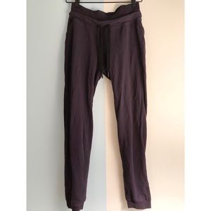 Lululemon purple jogger